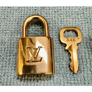 Louis Vuitton Gold Lock & Key #346 One Size